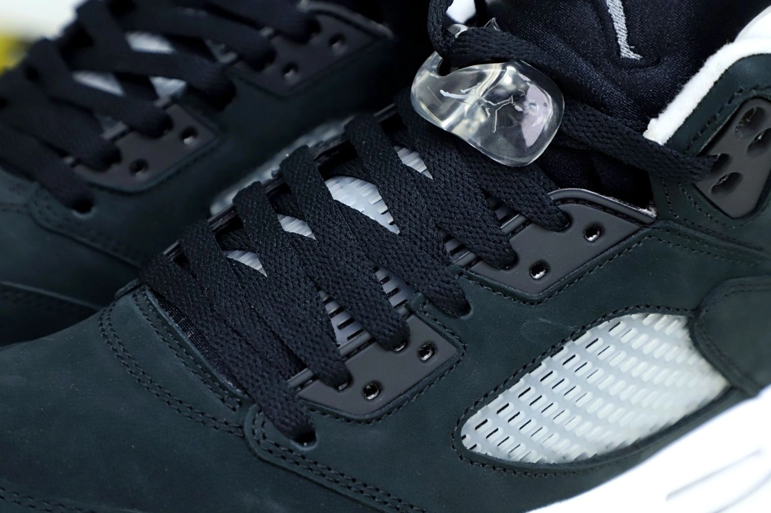 5 JORDAN 2021 RETRO AIR 'OREO' 0211